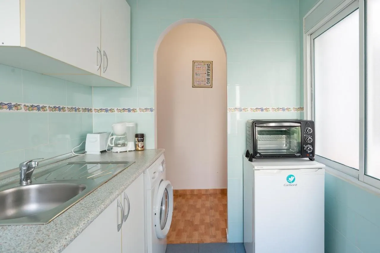 Apartamento LARIOS CENTRO PARKING INCLUIDO f3 Málaga 0*,