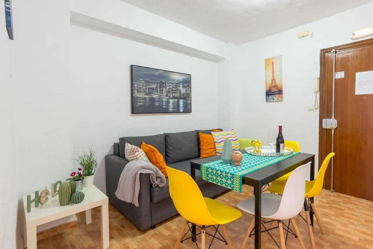 Apartamento LARIOS CENTRO PARKING INCLUIDO f3 Málaga